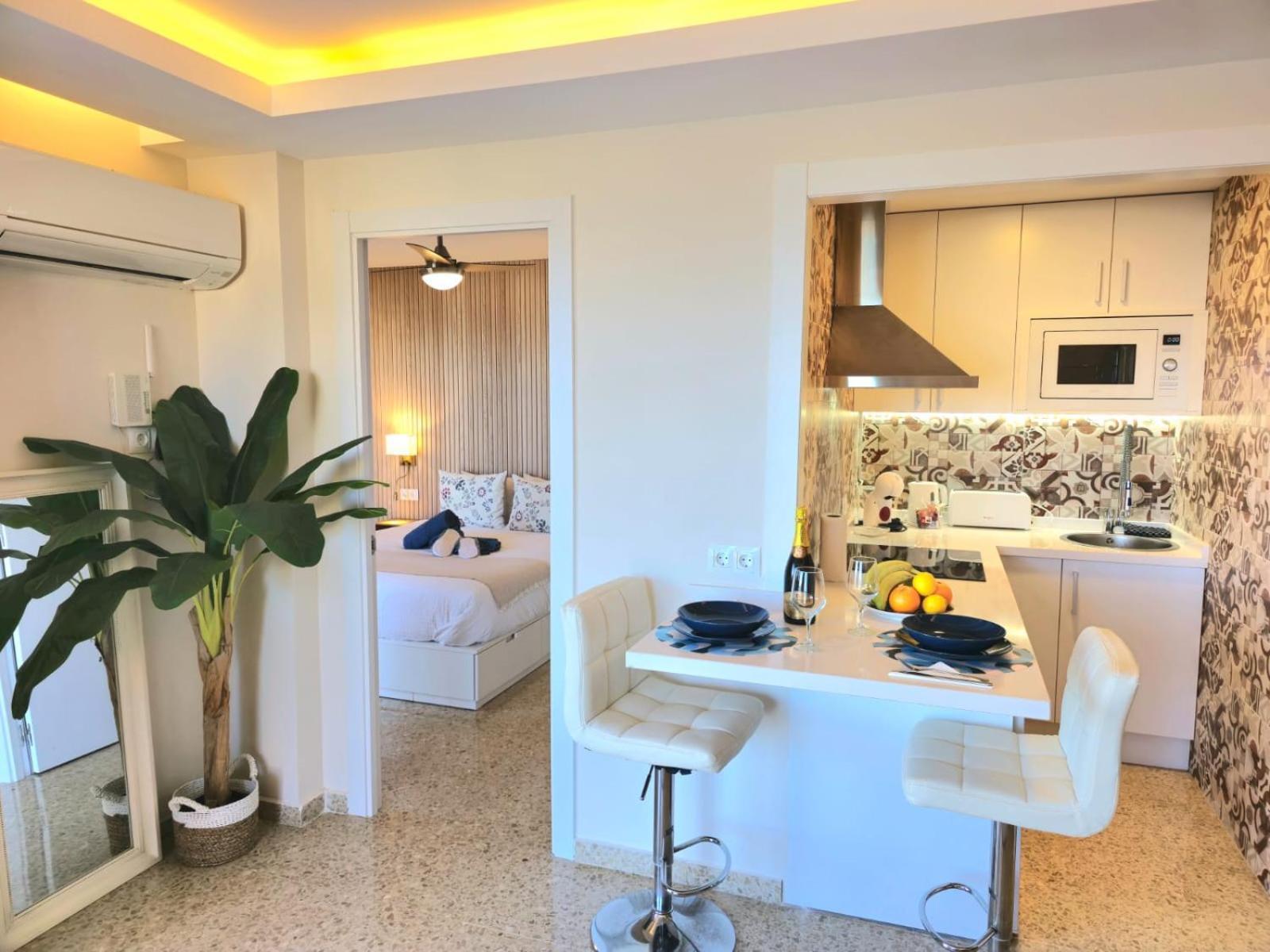 Seaview Retreat Torremolinos City Center, With Pool And Amazing Views By Namaste Elite المظهر الخارجي الصورة