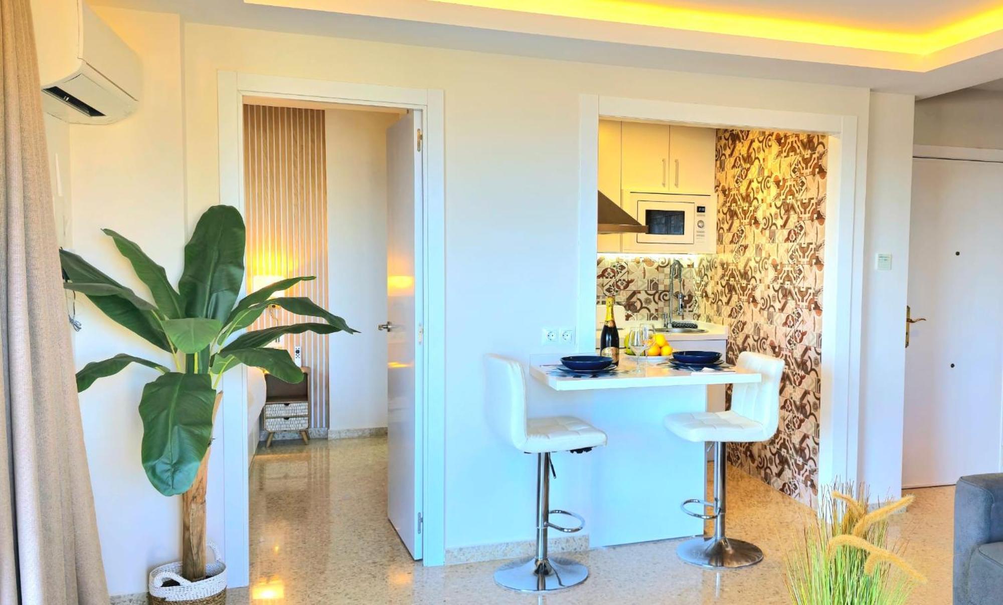 Seaview Retreat Torremolinos City Center, With Pool And Amazing Views By Namaste Elite المظهر الخارجي الصورة